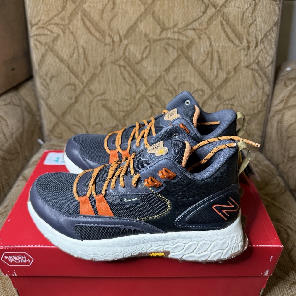 Women's New Balance Fresh Foam X Hierro GORE-TEX Mid Black Cayenne Size 5D New